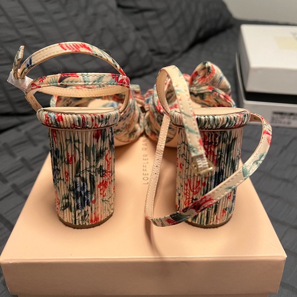 NEW Loeffler Randall Camellia Heels Size 10 - Picture 7 of 9